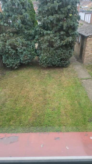 One Bed Cozy Flat Leilighet Dartford Eksteriør bilde